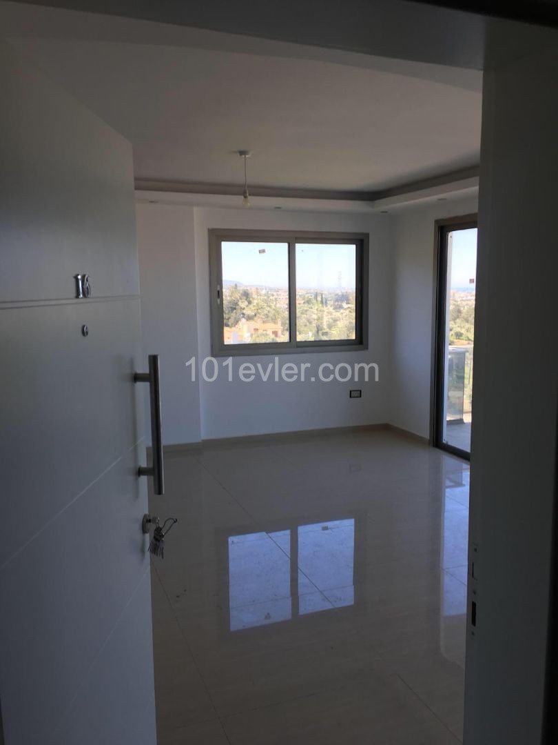 Girne Feo Akacan bölgesi dublex 190 m2 penthouse. 8 ve 9. uncu katlar.