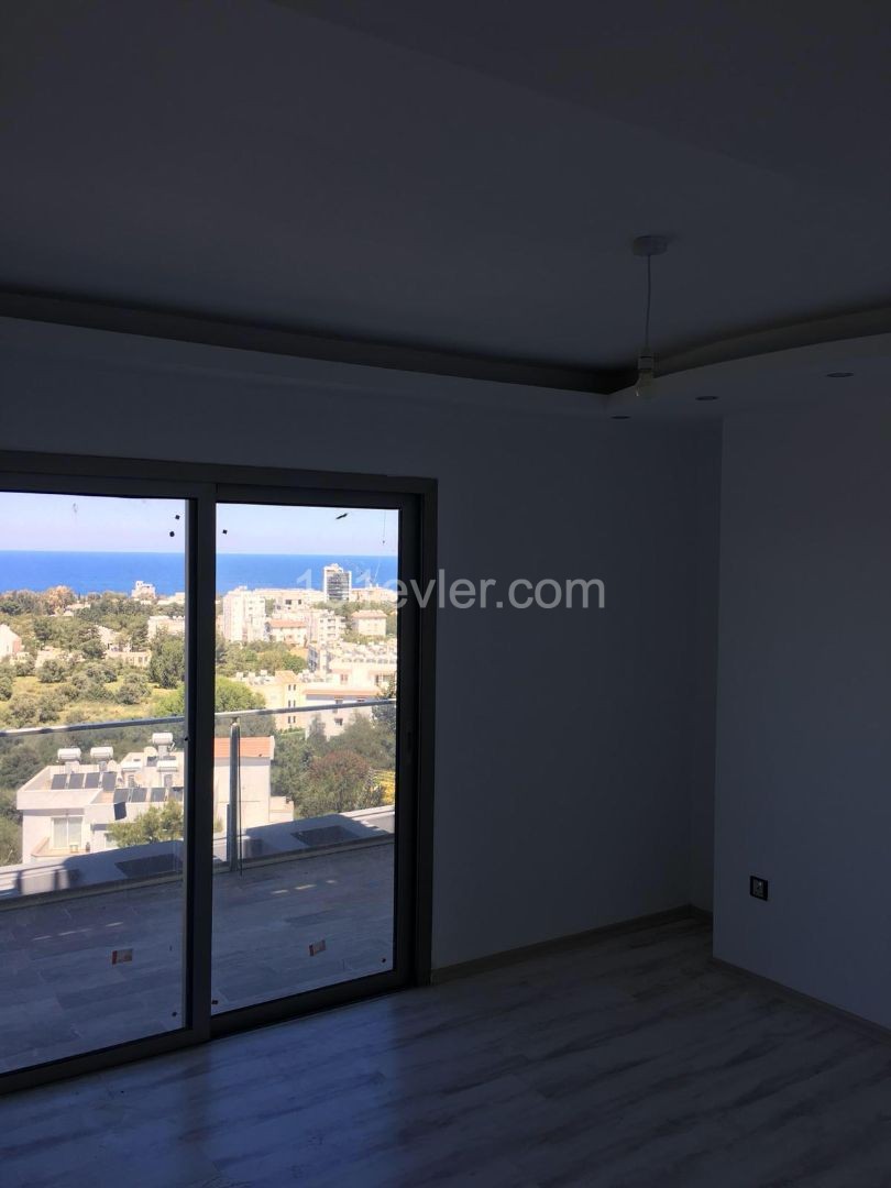 Girne Feo Akacan bölgesi dublex 190 m2 penthouse. 8 ve 9. uncu katlar.