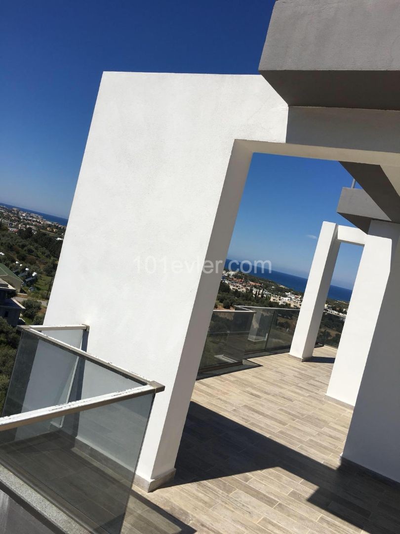 Girne Feo Akacan bölgesi dublex 190 m2 penthouse. 8 ve 9. uncu katlar.