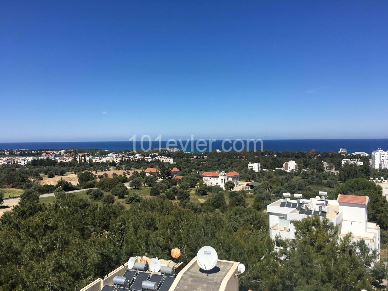 Girne Feo Akacan bölgesi dublex 190 m2 penthouse. 8 ve 9. uncu katlar.