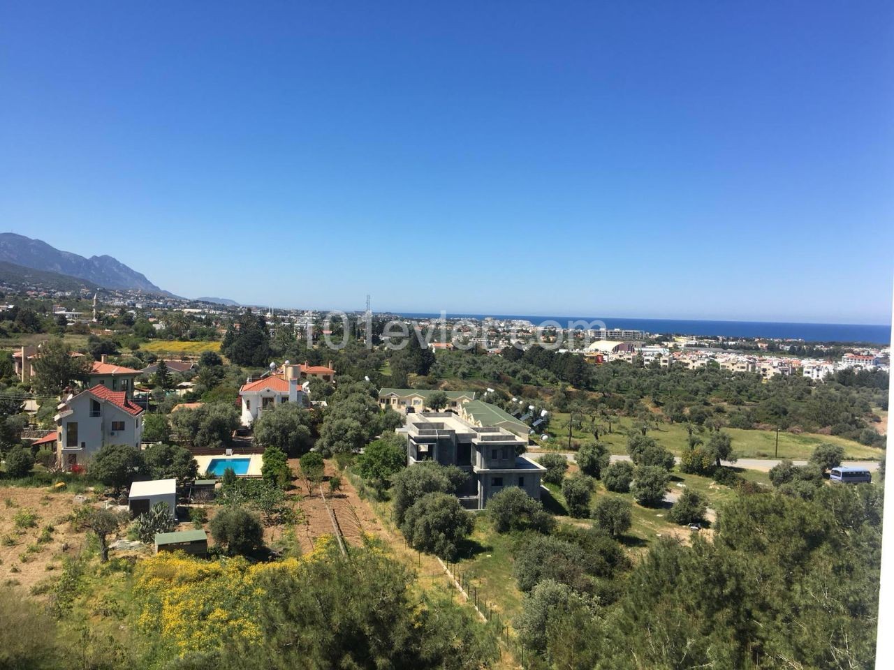 Girne Feo Akacan bölgesi dublex 190 m2 penthouse. 8 ve 9. uncu katlar.