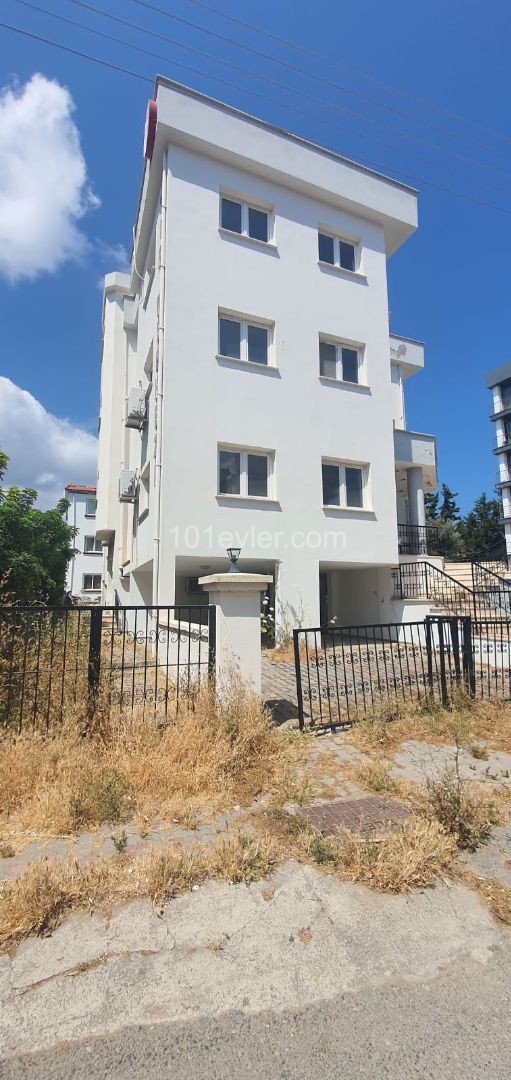 Kyrenia City center, whole bulding 15 rooms, big car park area, for rent.