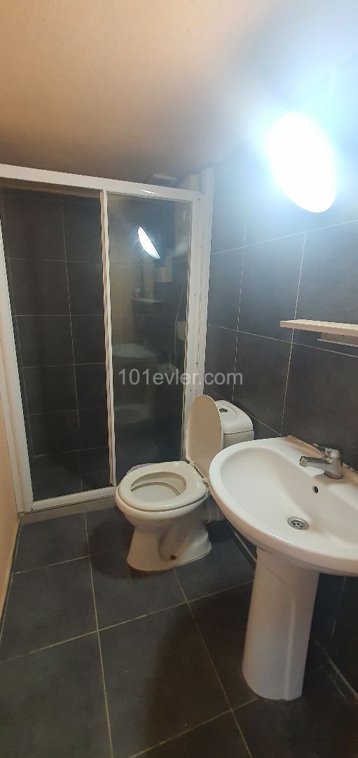 Girne Karaoğlanoğlü 1+1 tek depozitli, eşyalı