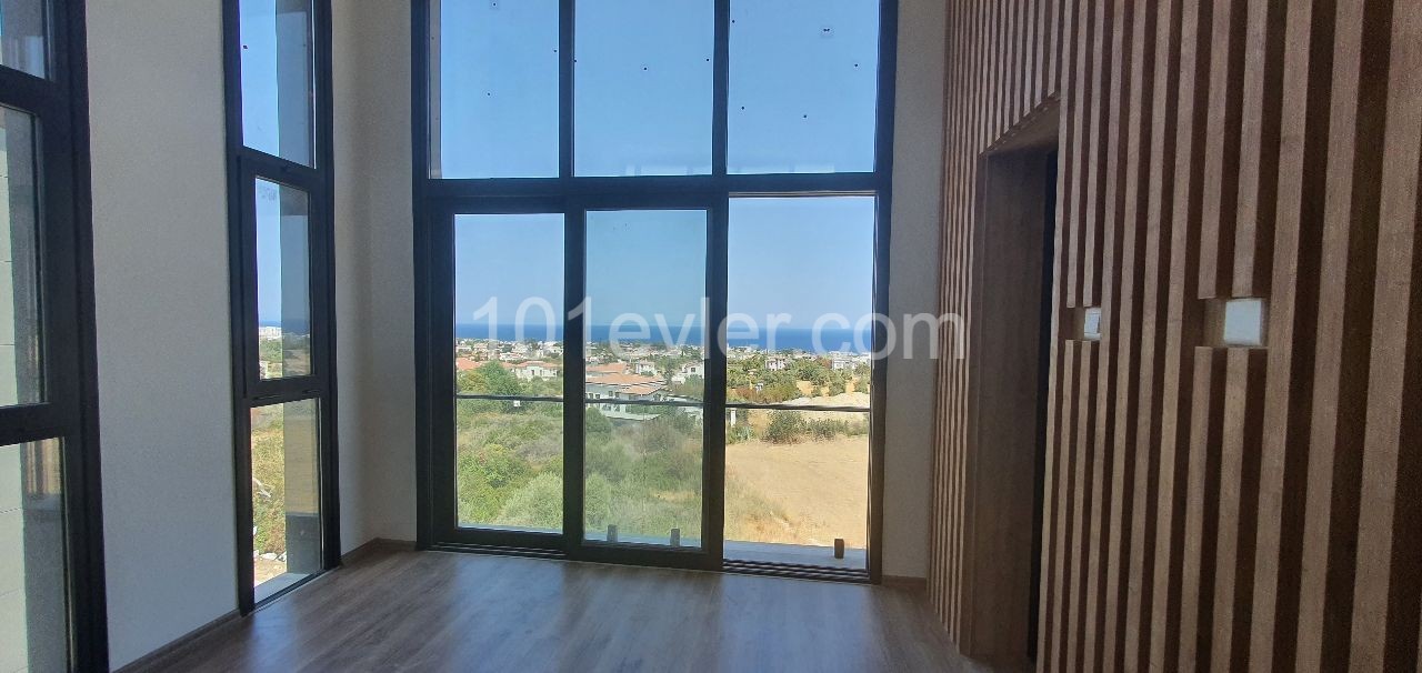 Kyrenia Escape Beach area 4+1 detached villa.Full sea view, pool view...(Equivalent Title Deed)Finished 275,000 STG, they will be finished after 1 year 250,000 STG ** 