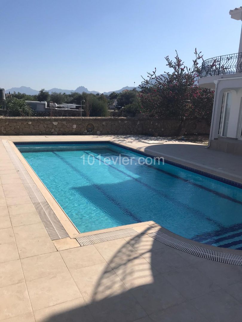 Opposite Cratos Hotel, 3+1 villa with business, pool and garden within 1 acre ** 