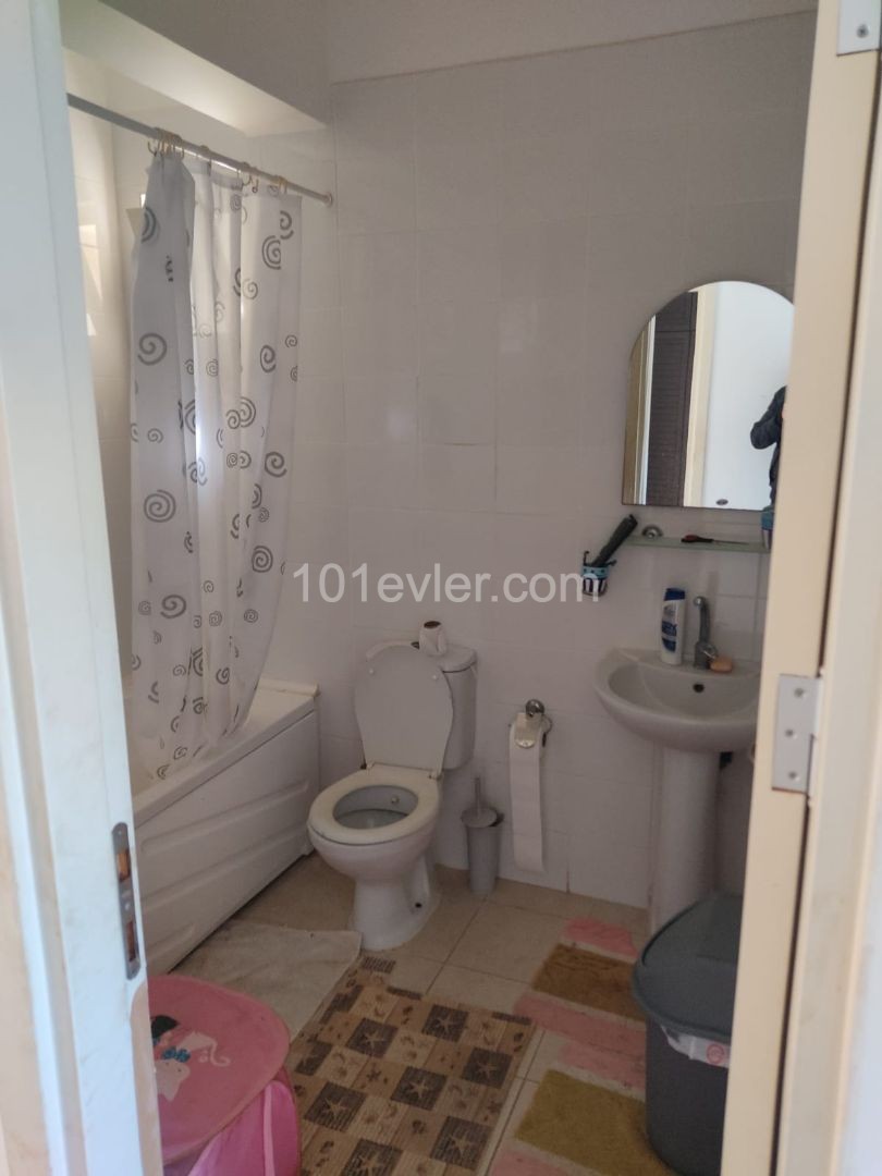 Garden floor 3+1 deed ready flat in Girne Esentepe Turtle Bay site. Equivalent title deed. ** 