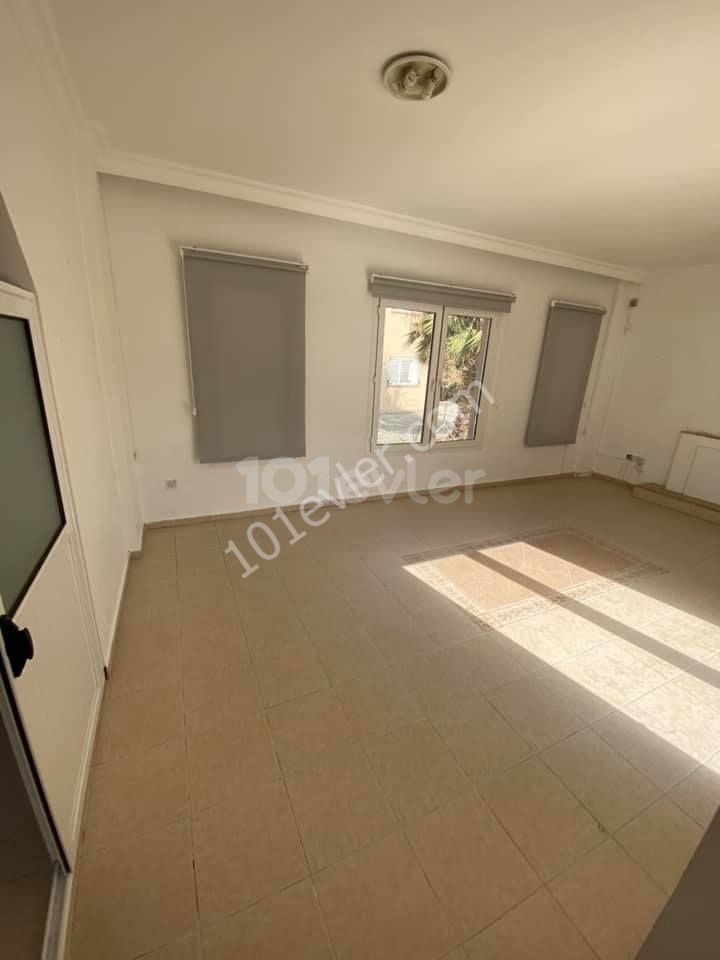 Girne Doğanköy eşyasız 450 veya eşyalı 600 stg kiralık villa