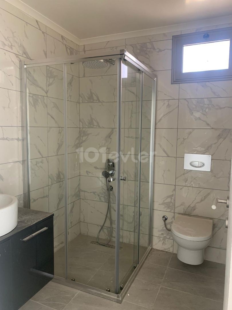 Girne Susico  Uzakdoğu Restorant bölgesi 2+1 lüks binada daire 