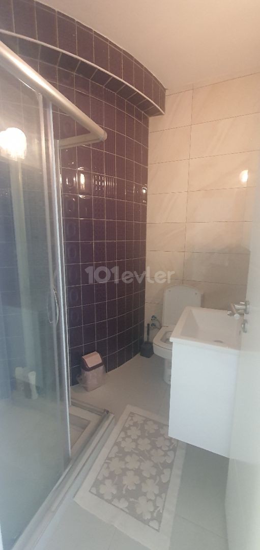 Girne Bellapais ESK  yanıbaşı 2+1 Penthouse, full eşyalı.( en az 6 ay kiralanmalı) 