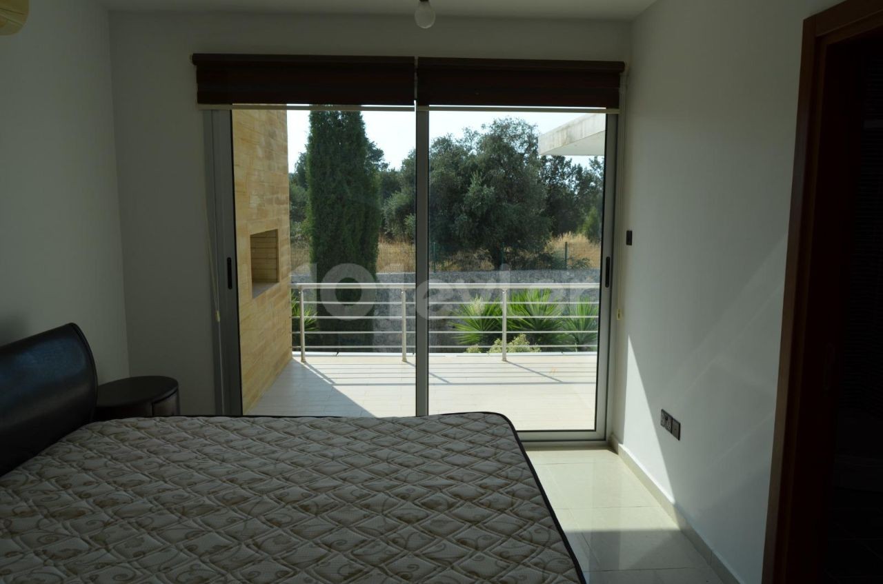 Luxery disingne 3 bedroom flat ...Doğanköy Water garden with pool....( vat not payed) furnished..