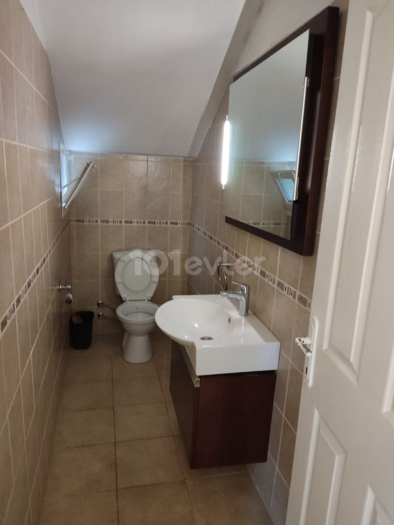 Villa To Rent in Yeşiltepe, Kyrenia