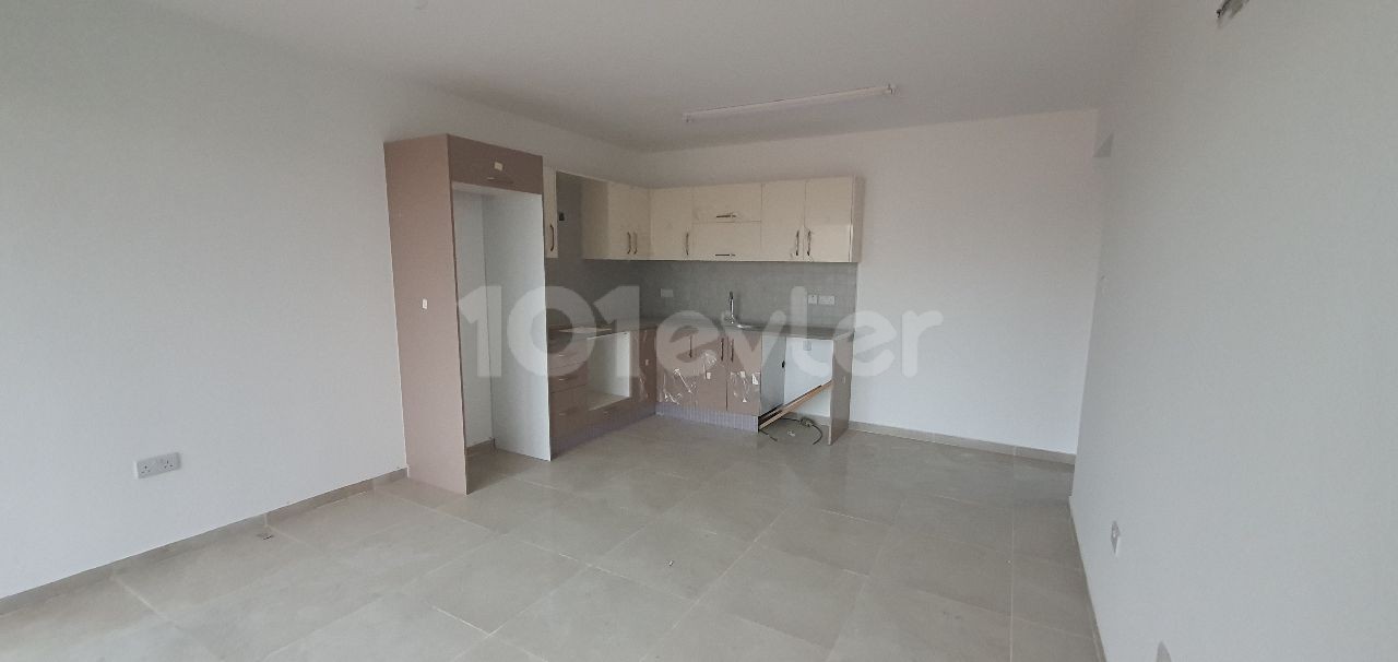 2+1 luxury flat in the center of Kyrenia, Turkish Hearth Club and Barbaroslar market area in a brand new building. VAT unpaid