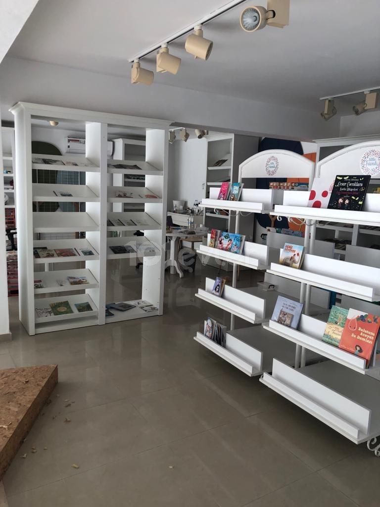 Arbeitsplatz Kaufen Kaufen in Küçük Kaymaklı, Nikosia