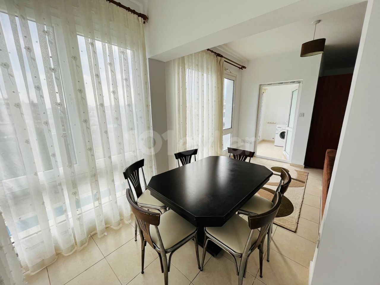 Flat To Rent in Alsancak, Kyrenia