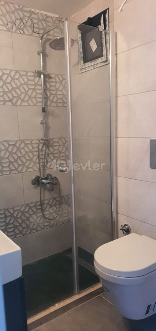 Flat To Rent in Aşağı Girne, Kyrenia