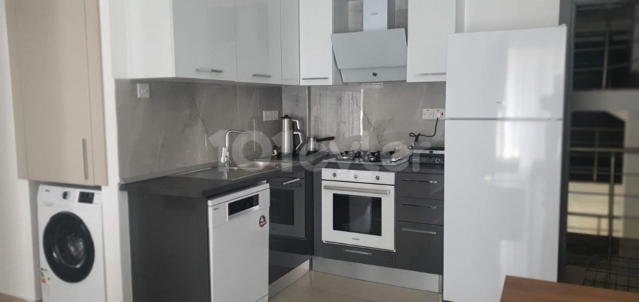 Flat To Rent in Aşağı Girne, Kyrenia