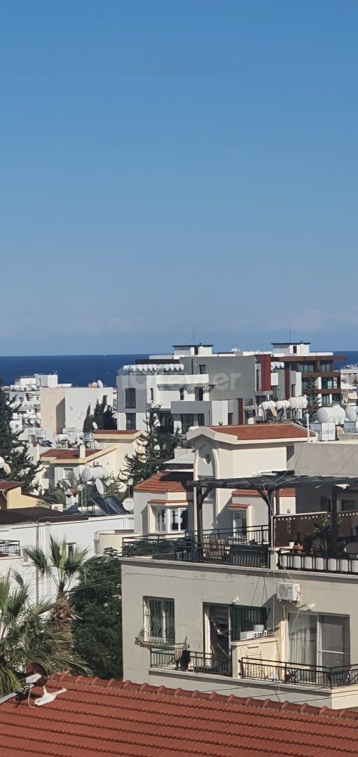 квартира Продается in Yukarı Girne, Кирения