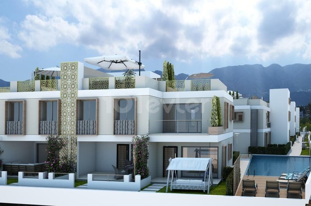 Top floor terraced floor 1+1 65m2 ready to move on the site with pool overlooking the sea. 