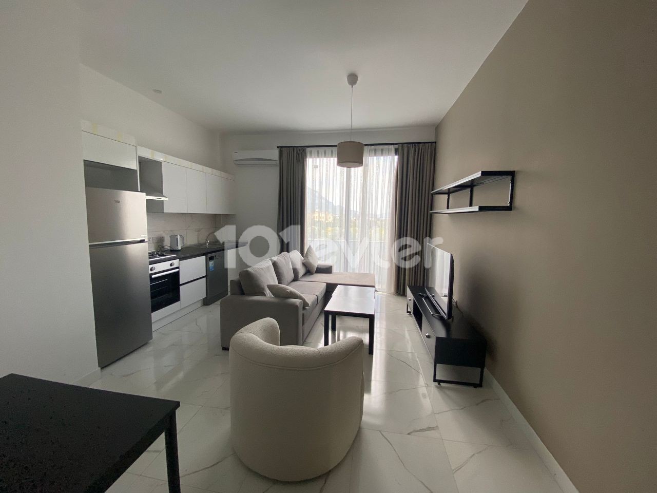 Kyrenia Alsancak 2+1 modern fully furnished new apartment( 2 deposit 1 rent 1 service fee)