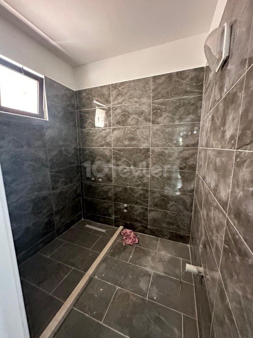 3+1 MEDIUM FLOOR FLAT FOR SALE IN KYRENIA CENTER