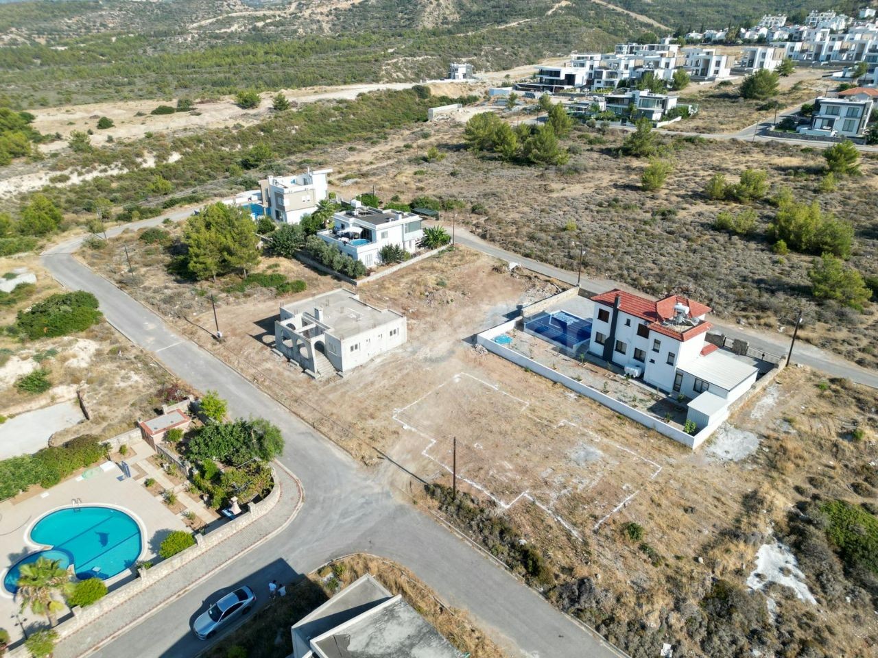 TWIN VILLA WITH POOL FOR SALE IN KYRENIA/ÇATALKÖY WITH MOUNTAIN AND SEA VIEW