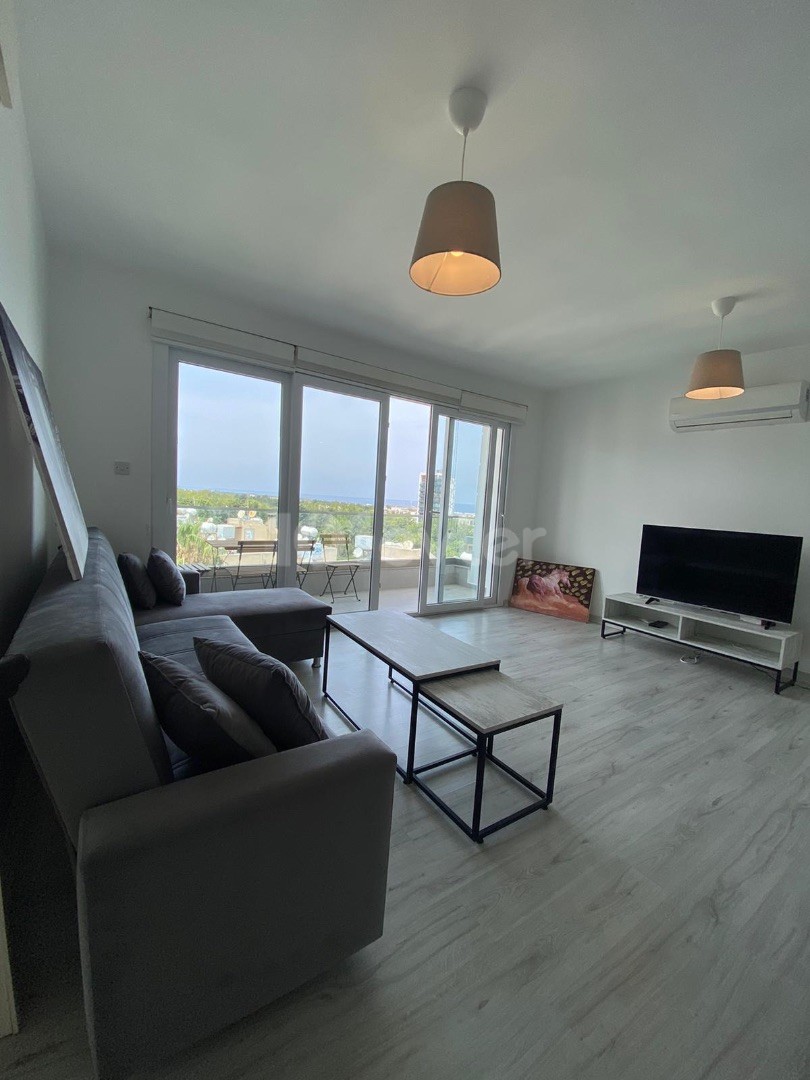 2+1 FLAT FOR RENT IN PUENTE ÖZYALÇIN IN KYRENIA, NEAR LEMAR (6 MONTHS ADVANCE 700 STG)