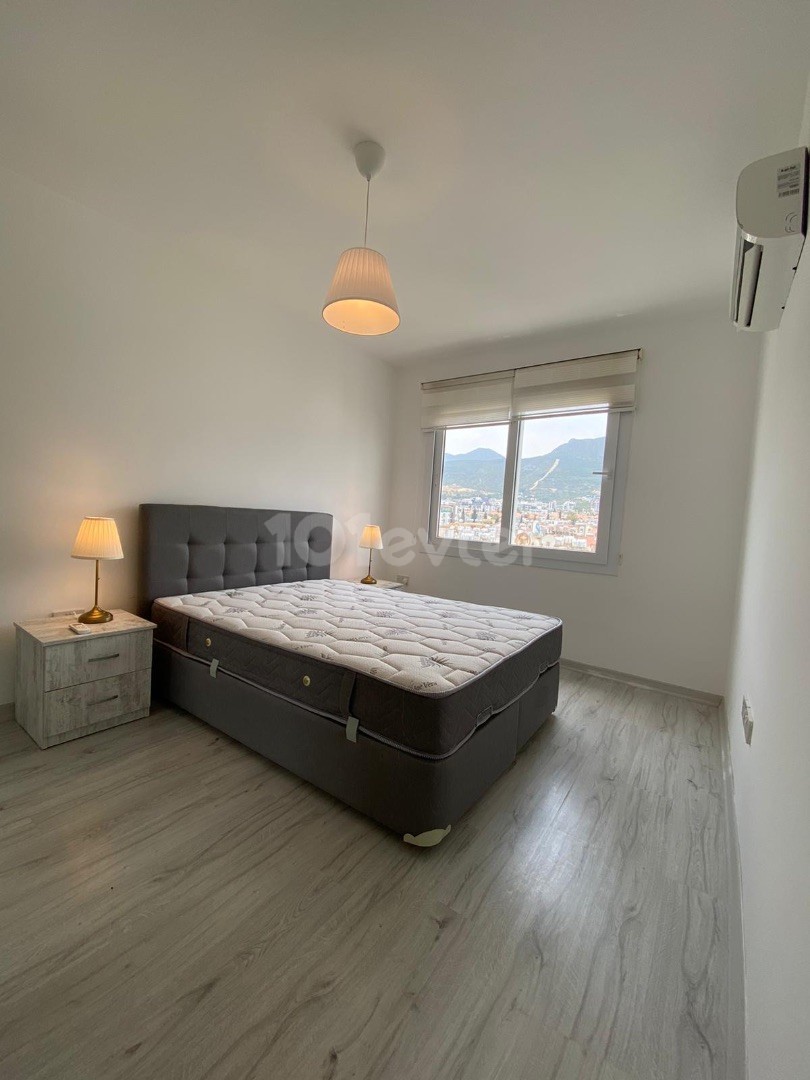 2+1 FLAT FOR RENT IN PUENTE ÖZYALÇIN IN KYRENIA, NEAR LEMAR (6 MONTHS ADVANCE 700 STG)