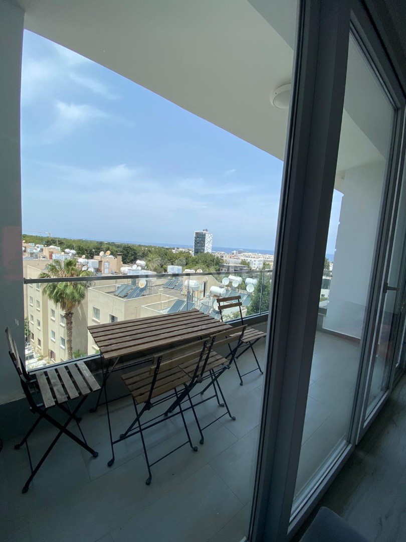 2+1 FLAT FOR RENT IN PUENTE ÖZYALÇIN IN KYRENIA, NEAR LEMAR (6 MONTHS ADVANCE 700 STG)