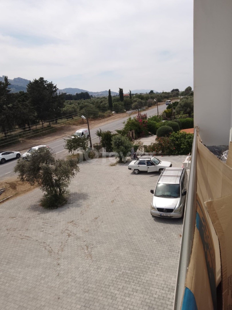 GIRNE’DE GÜNLÜK KİRALIK 2+1 DAIRE HAVUZLU SITEDE