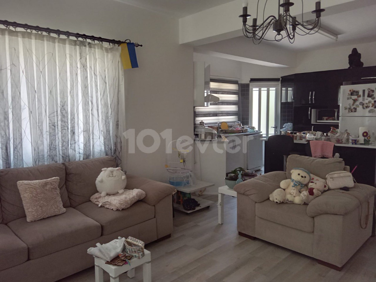 KYRENIA NEW NUSMAR MARKET REGION 3+1 FLAT FOR SALE IN A SITE WITH POOL (suitable for loan)