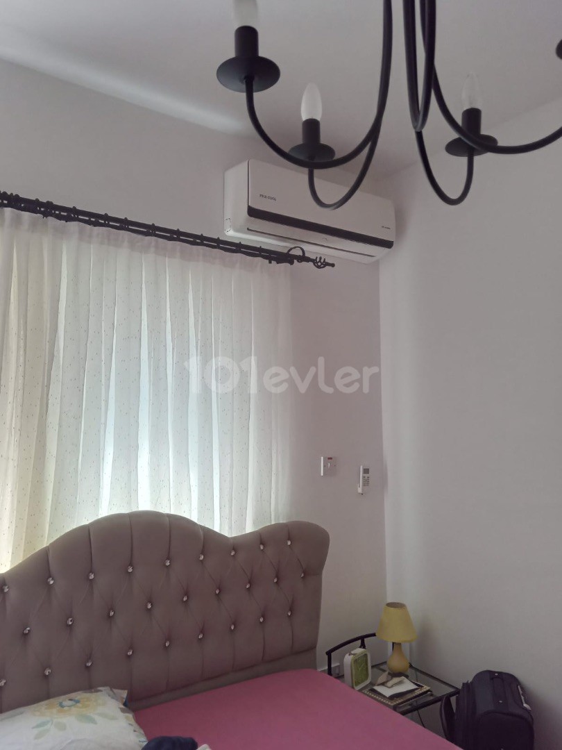 KYRENIA NEW NUSMAR MARKET REGION 3+1 FLAT FOR SALE IN A SITE WITH POOL (suitable for loan)