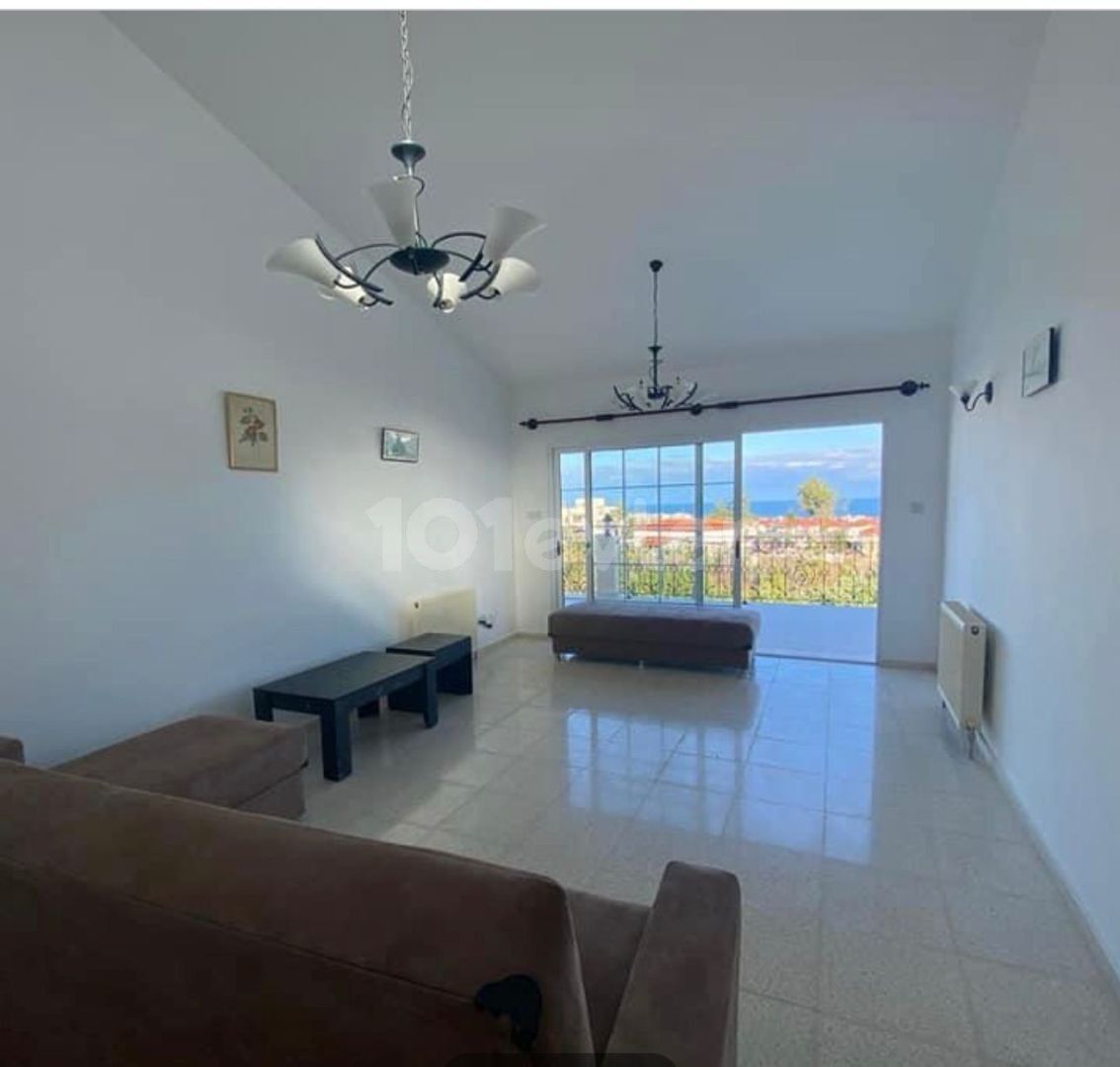 Özankoy Villa mit Pool und Meerblick zu vermieten, 3+2... 1 Miete, 2 Kaution, 1 Provision... 1700£