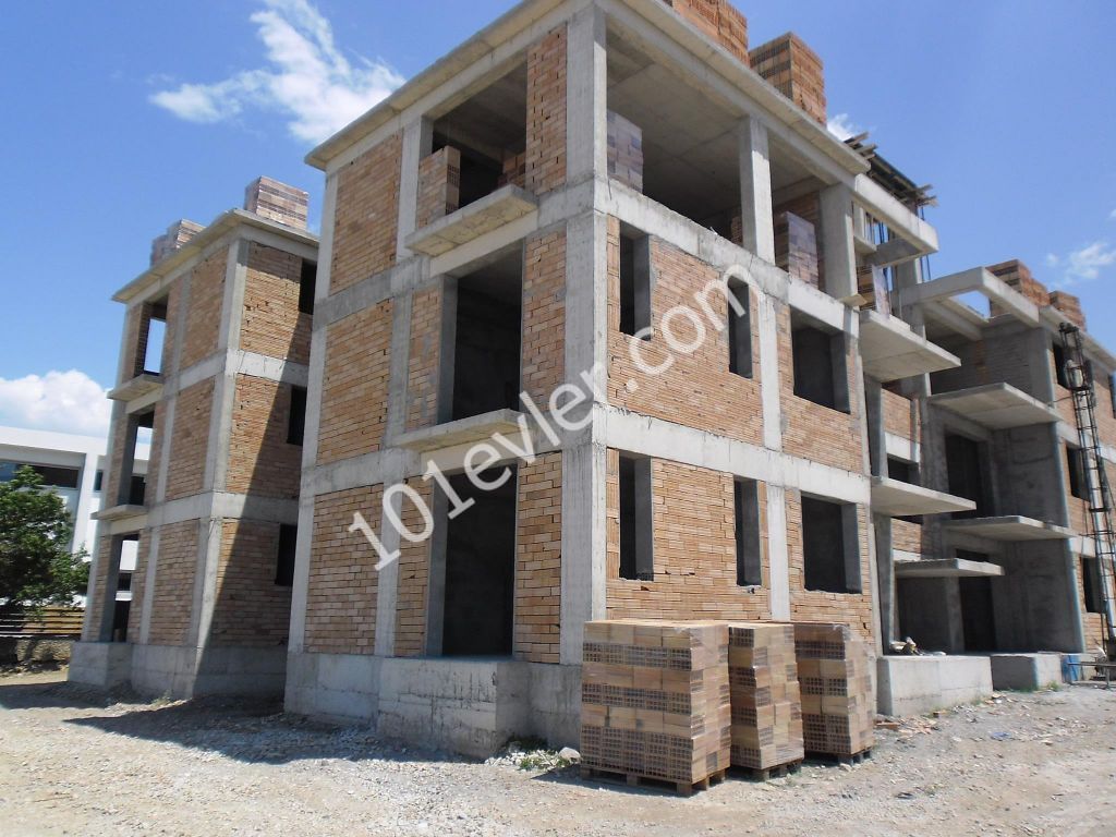 30 K down payment 1000 STG monthly (40 month)payment (sum 70 K) ALSANCAK 3 bedroom flat