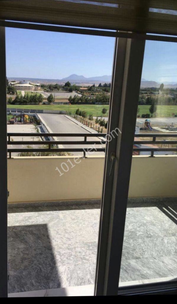 Flat For Sale in Güzelyurt Merkez, Guzelyurt