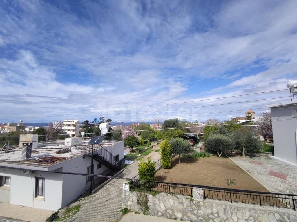 DETACHED VILLA WITH SEA AND MOUNTAIN VIEW FOR SALE IN ALSANCAK, GIRNE, NEAR THE MERIT HOTELS DISTRICT DIRECTLY FROM LANDOWNER  WITH A GREAT INVESTMENT OPPORTUNITY.