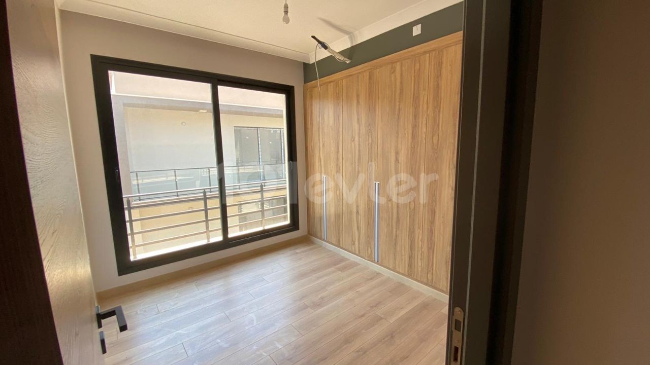 Girne Merkez Satılık 2+1 Daire / 900 Gbp Kira Getirili