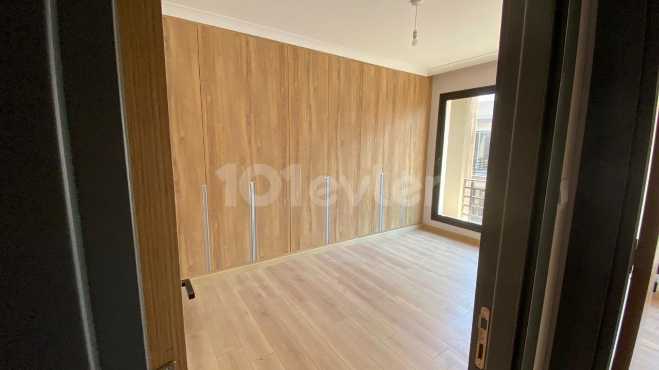 Girne Merkez Satılık 2+1 Daire / 900 Gbp Kira Getirili