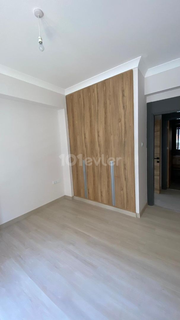 Girne Merkez Satılık 2+1 Daire / 900 Gbp Kira Getirili