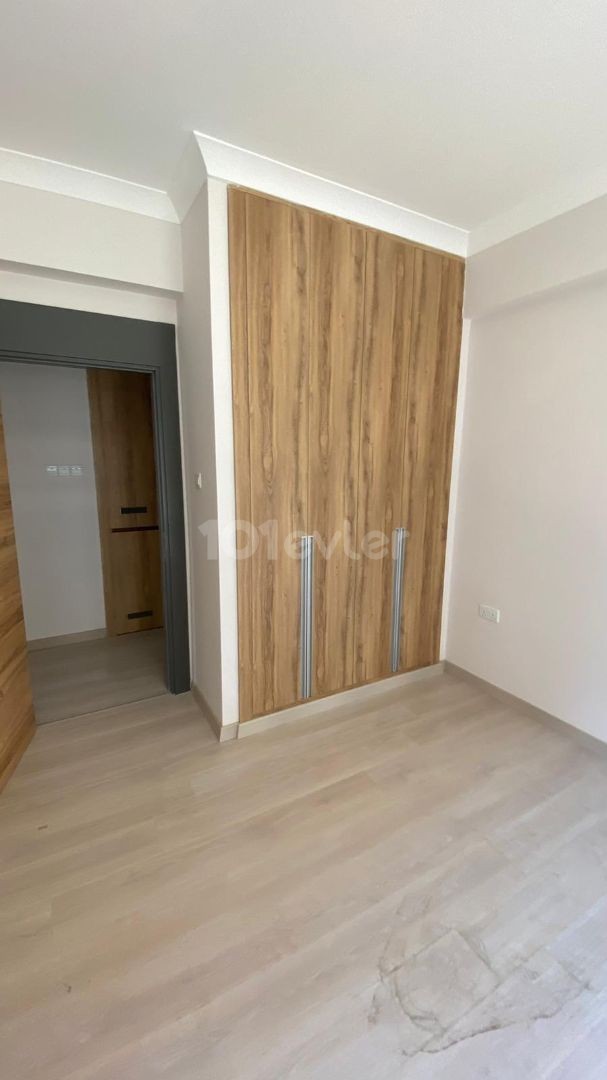 Girne Merkez Satılık 2+1 Daire / 900 Gbp Kira Getirili