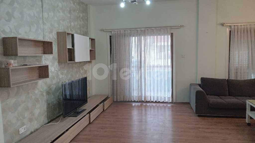 3+1 flat with garden for rent in the center of Kyrenia