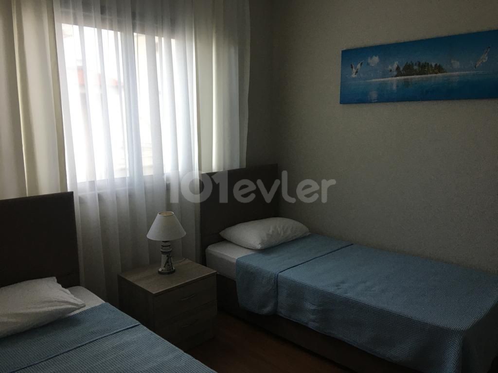 Girne Merkez Satılık 2+1 Daire /  420 Gbp Kıracılı