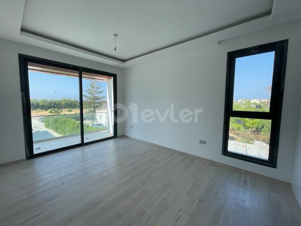 3+1 Villa zu verkaufen in Alsancak / Gehentfernung zum Meer