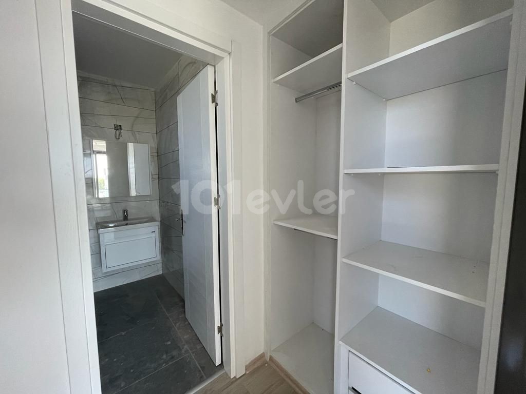 3+1 Villa zu verkaufen in Alsancak / Gehentfernung zum Meer