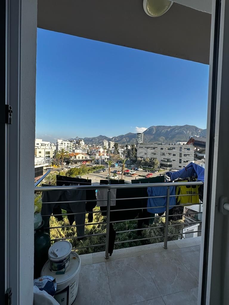 Girne Merkez Satılık 3+1 Daire / 800 Gbp Kira Getirisi Masrafsız Herşeyi Ödenmiş