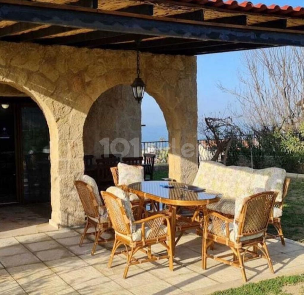 Alagadi'de bulunan 3 yatak odalı kiralık villa