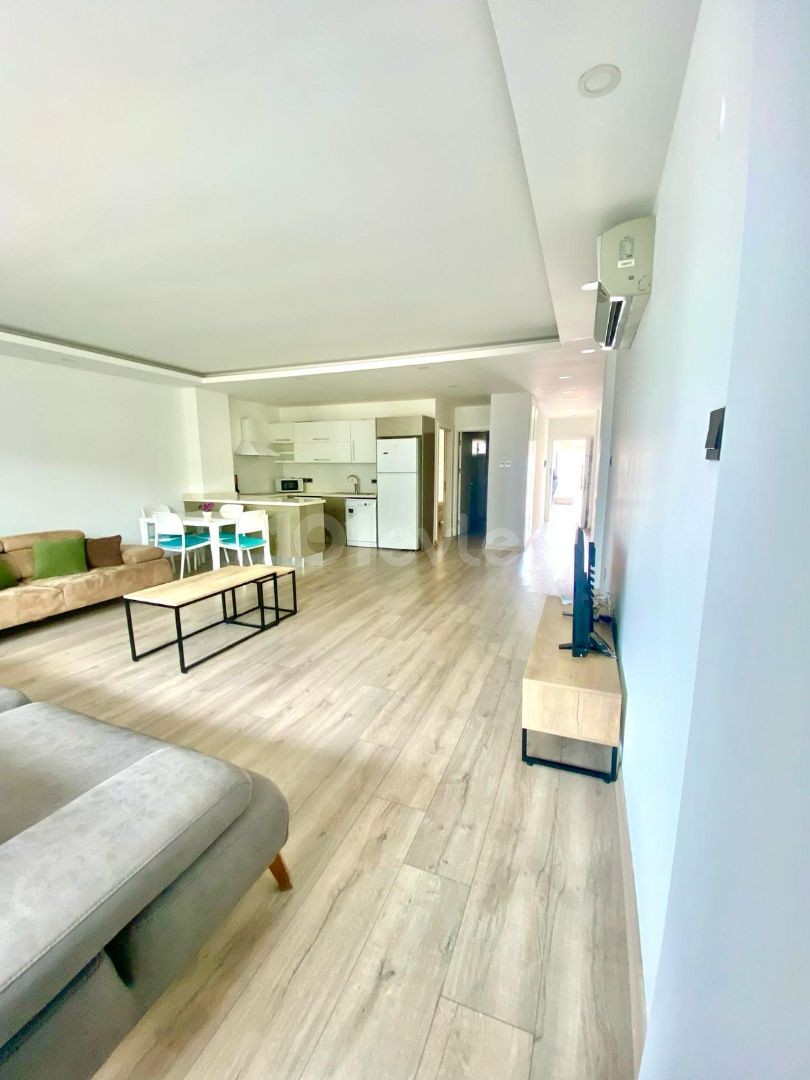 Spacious Luxury 1+1 flat in a complex in Kyrenia Center