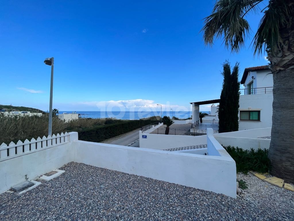 3 bedroom triplex villa for sale in Esentepe