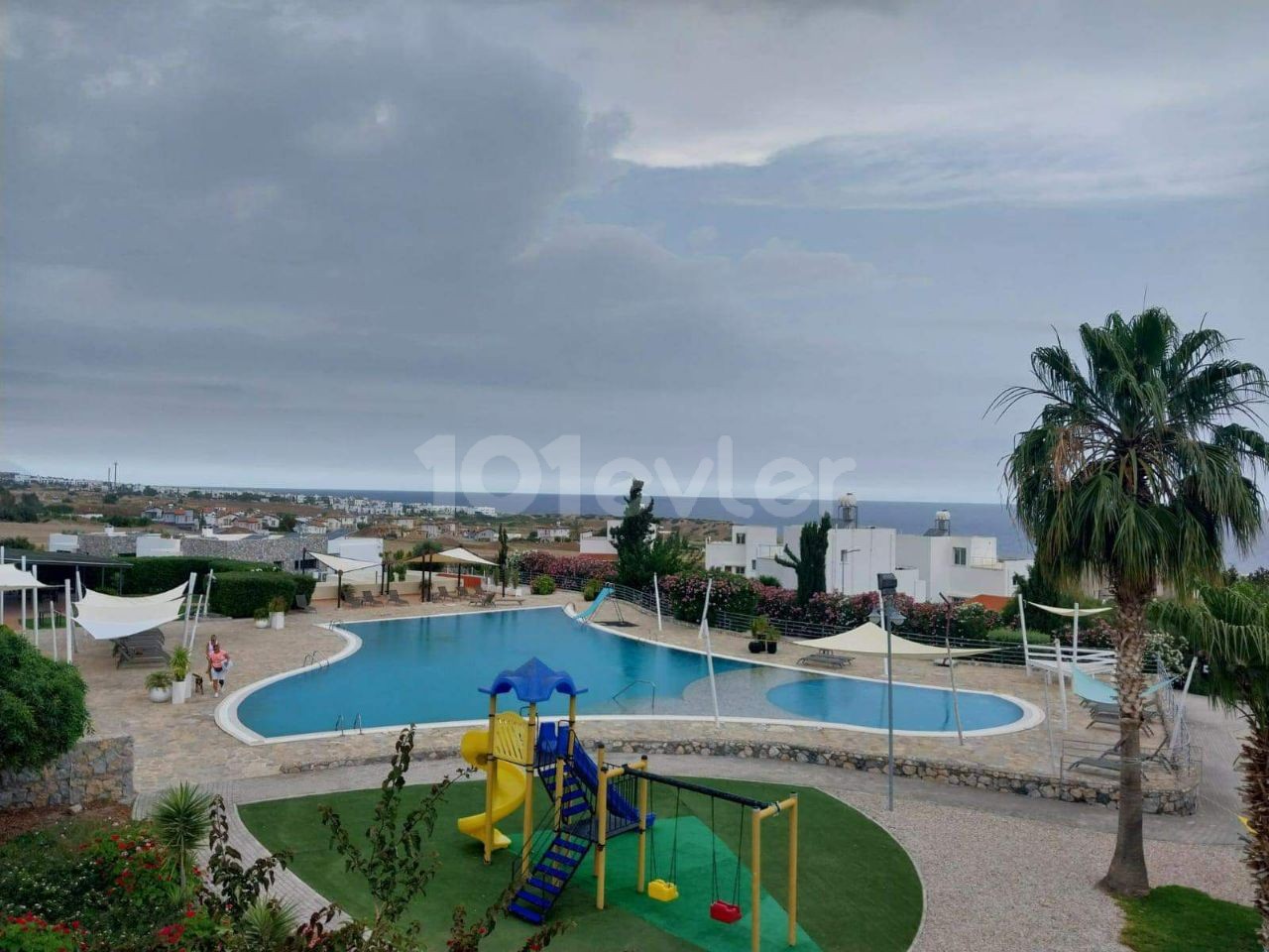 Esentepe 1 bedroom loft apartment for rent, with amazing ocean views