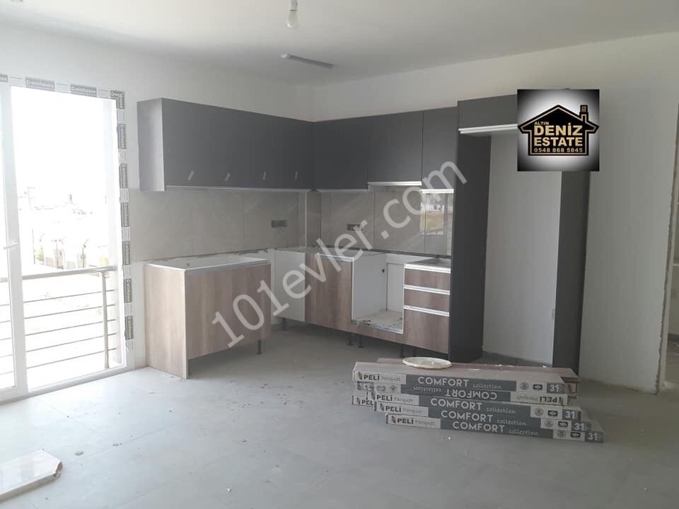 MAGUSA ÇANAKKALEDE SATILIK 2+1 SIFIR DAİRE 