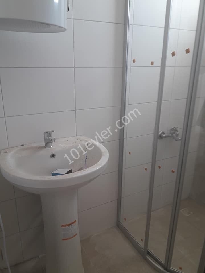 MAGUSA ÇANAKKALEDE SATILIK 2+1 SIFIR DAİRE 